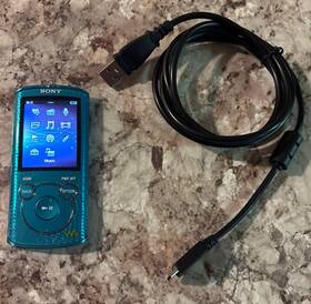 Sony Nwz-e463pnk Nwz-e463 /rmc 4 Gb Walkman Mp3 Video Player With Fm Radio Aqua Blue Tested