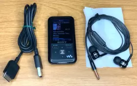 Nwz-s618f Sony Walkman Digital Media Player 8gb Black With Oem Usb Cable Bundle