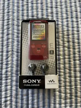 Nwz-e384 Sony Nwze384r Boxed Walkman Red 8gb Digital Media Player 1551500