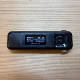 Mp330 Transcend 8gb Usb Mp3 Player With Fm Radio And Direct Line-in Recorder