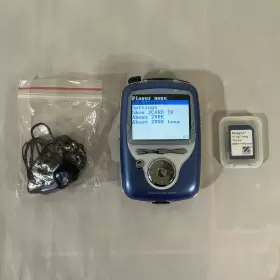 Zvue 880660901103 Model 200 Mp3 Video Image Player Bundle With Headphones And Ying Yang Twins