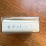 Apple Ipod Shuffle 2ND Gen 2GB White Usb 2.0 MP3 Digital Music Player Used. Price: $17.50.