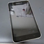 Samsung Galaxy Player 5.0 White Portable Media Wi-fi YP-G70 Used. Price: $30.00.