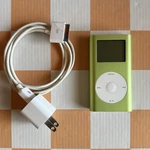 Apple Ipod 1ST Generation A1051 Green 4GB MP3 Media Player (read) For. Price: $39.90.