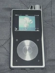 Questyle QP2R Pad Portable Audio Player Space Gray Japan Model W/ Box Excellent Used. Price: $578.50.