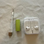 Apple Ipod Shuffle 3RD Generation 2GB A1271 / Green Tested Working Used. Price: $40.00.