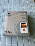 Creative Zen 1GB White And Orange Color-new. Price: $62.00.
