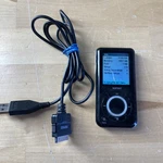 Sandisk Sansa E260 4GB Media Music MP3 Player Bundle Cable 279 Songs Screen Dmg Used. Price: $39.99.