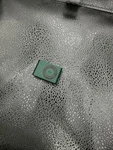 Apple Ipod Shuffle 2ND Generation 1GB A1204 MP3 Music Player , Green Used. Price: $15.00.