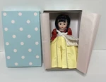 Madame Alexander Storybook Snow White 64565 8" Disney Apple Box Princess Used. Price: $120.00.