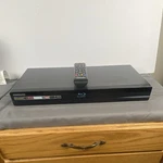 Samsung BD-P1600 Blu-ray Dvd Player Internet Streamer Hdmi Usb Lan Black Used. Price: $40.00.