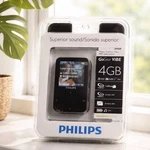 Philips Gogear Vibe 4GB MP3 Video Player Black SA2VBE04KW/17 New Sealed 2010. Price: $48.95.